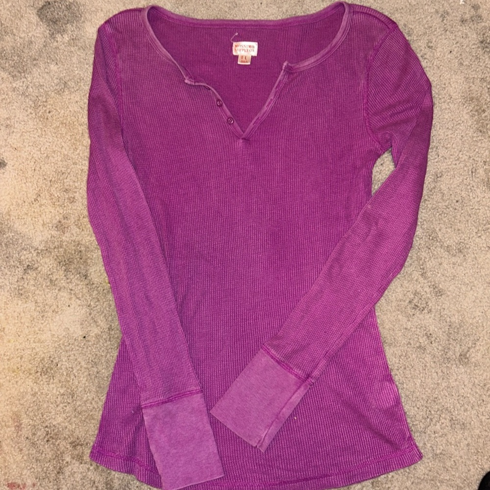 Mossimo Supply Co. women’s size Large light flannel. In good used condition.